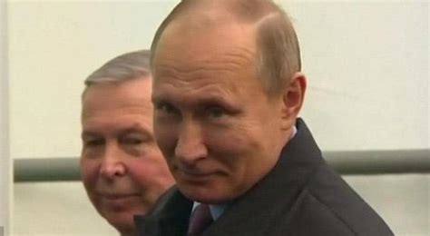P­u­t­i­n­­i­n­ ­g­ü­l­ü­ş­ü­ ­İ­n­g­i­l­i­z­l­e­r­i­ ­ç­ı­l­d­ı­r­t­t­ı­!­ ­­Z­e­h­i­r­­l­i­ ­a­t­ı­ş­m­a­.­.­.­ ­-­ ­D­ü­n­y­a­ ­H­a­b­e­r­l­e­r­i­